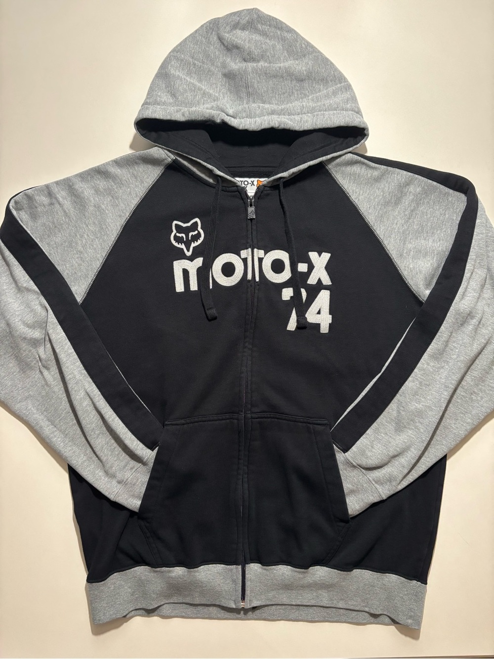 Y2K Fox Two-Tone Moto-X Zip Hoodie - Black & Gray grunge vintage classic